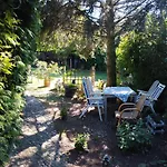 Family Basement Apartment, Breakfast, Free Parking, 5km From Tulln Lejlighed Chorherrn