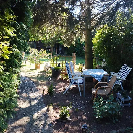 Family Basement Apartment, Breakfast, Free Parking, 5km From Tulln Apartment Chorherrn