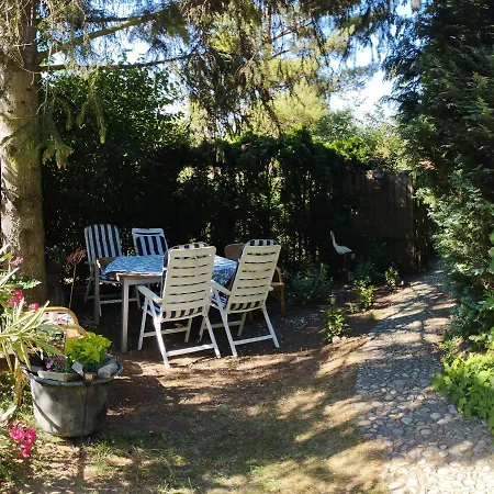 Family Basement Apartment, Parking, 5km From Tulln Chorherrn